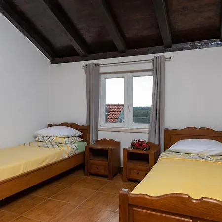 بيت للعطل Kuna Peljesac *